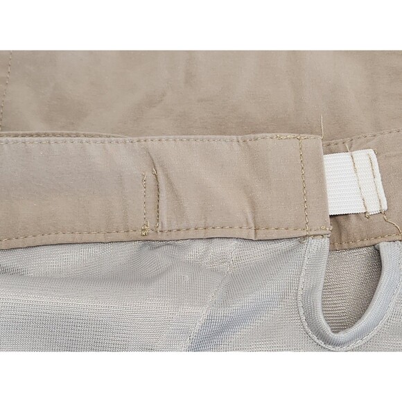 Huk Performance Fishing Shorts Men's 2XL Beige Cargo Vented Stretch Quick Dry - Picture 8 of 9